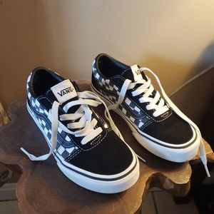 Vans off the wall sneakers 👟